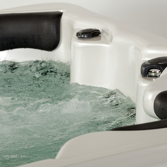 Artesian Kawai Jacuzzi Gniezno 01