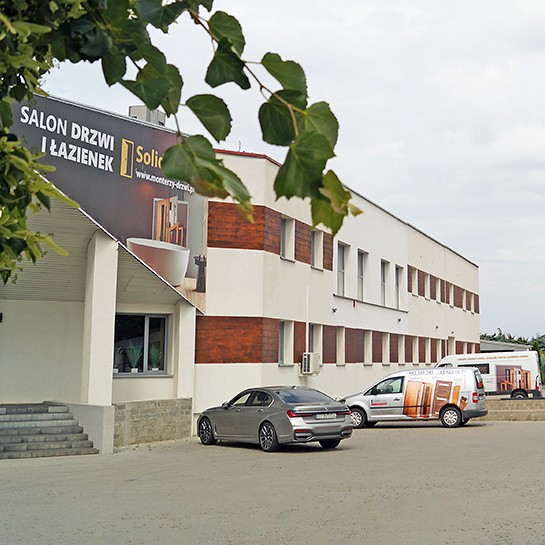 Klamki wizjery zamki do drzwi montaż 01